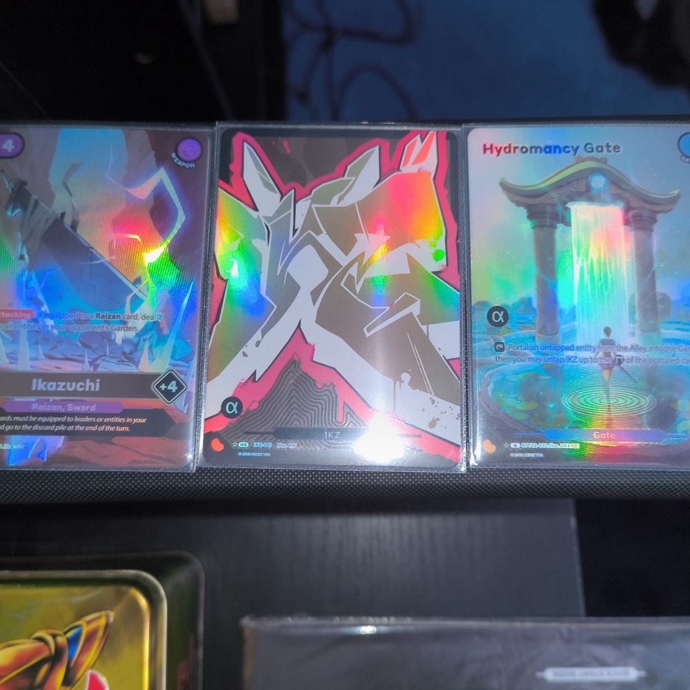Azuki Holographic Trading Card Set